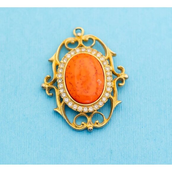 Vintage Royal Mirror Brooch N20 - Picture 1 of 2